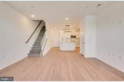 14348 Yesler Avenue, Chantilly, VA 20151 - Photo 10