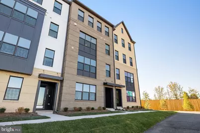 14348 Yesler Avenue, Chantilly, VA 20151 - Photo 2