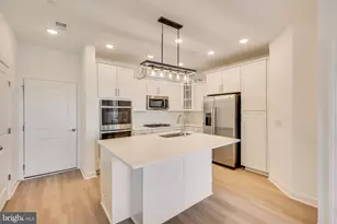 14348 Yesler Ave, Chantilly, VA 20151 - Photo 14