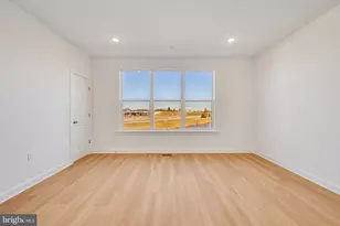 14348 Yesler Ave, Chantilly, VA 20151 - Photo 28