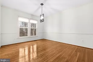 7118 Counter Pl, Burke, VA 22015 - Photo 12