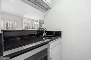 7118 Counter Pl, Burke, VA 22015 - Photo 22