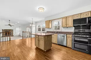 7118 Counter Pl, Burke, VA 22015 - Photo 14