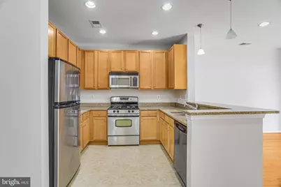 2655 Prosperity Avenue #201, Fairfax, VA 22031 - Photo 6