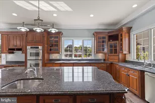 8813 Oak Leaf Dr, Alexandria, VA 22309 - Photo 28