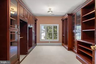 8813 Oak Leaf Dr, Alexandria, VA 22309 - Photo 6