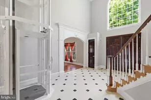 8813 Oak Leaf Dr, Alexandria, VA 22309 - Photo 20