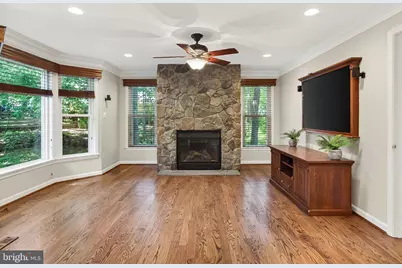 15117 Philip Lee Road, Chantilly, VA 20151 - Photo 32