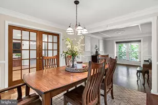 15117 Philip Lee Rd, Chantilly, VA 20151 - Photo 14