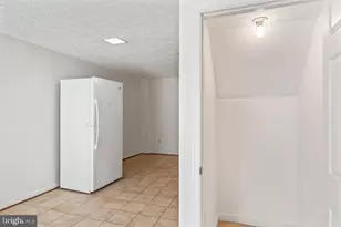 2851 Yarn Ct, Falls Church, VA 22042 - Photo 48