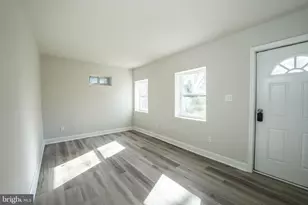 8665 Center Rd, Springfield, VA 22152 - Photo 18