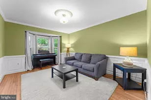 5604 Mary Fairfax Ct, Fairfax Station, VA 22039 - Photo 12