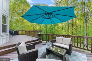 5604 Mary Fairfax Ct, Fairfax Station, VA 22039 - Photo 44