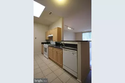 2726 Gallows Road #112, Vienna, VA 22180 - Photo 2