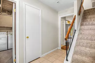 13993 Gunners Pl, Centreville, VA 20121 - Photo 10