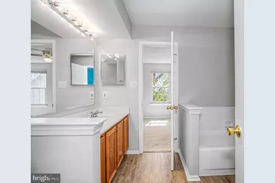 13993 Gunners Place, Centreville, VA 20121 - Photo 32