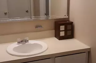 4154 Pleasant Meadow Ct, Chantilly, VA 20151 - Photo 2