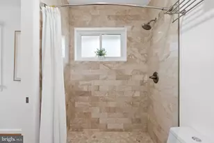 6801 Duke Dr, Alexandria, VA 22307 - Photo 36