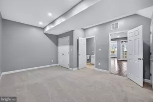 2526 Brenton Point Dr, Reston, VA 20191 - Photo 98