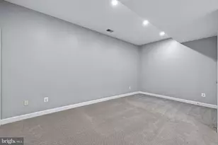 2526 Brenton Point Dr, Reston, VA 20191 - Photo 96