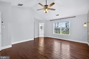 2526 Brenton Point Dr, Reston, VA 20191 - Photo 58