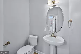 2526 Brenton Point Dr, Reston, VA 20191 - Photo 26