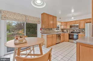 3120 Bayswater Ct, Fairfax, VA 22031 - Photo 12