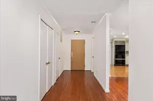 11500 Fairway Dr, Reston, VA 20190 - Photo 6