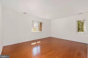 11500 Fairway Dr, Reston, VA 20190 - Photo 14