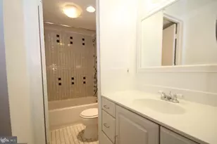 6800 Fleetwood Rd, McLean, VA 22101 - Photo 12