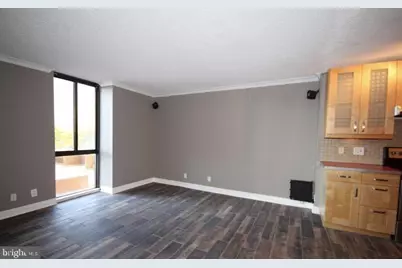 6800 Fleetwood Road #214, McLean, VA 22101 - Photo 4