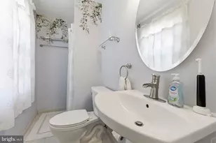 9301 Willow Pond Ln, Burke, VA 22015 - Photo 34