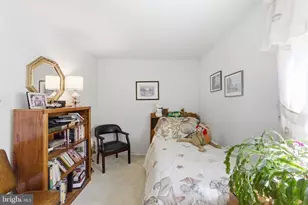 9301 Willow Pond Ln, Burke, VA 22015 - Photo 40