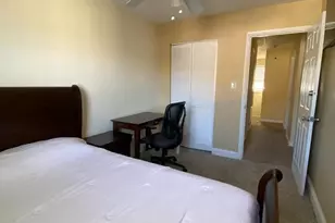 7416 Rhondda Dr, Lorton, VA 22079 - Photo 2