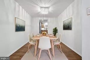 10097 Chestnut Wood Ln, Burke, VA 22015 - Photo 10