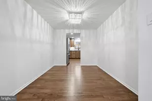 10097 Chestnut Wood Ln, Burke, VA 22015 - Photo 14