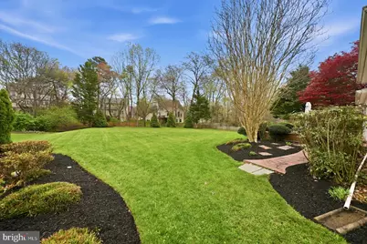 12615 Heritage Farm Lane, Herndon, VA 20171 - Photo 6