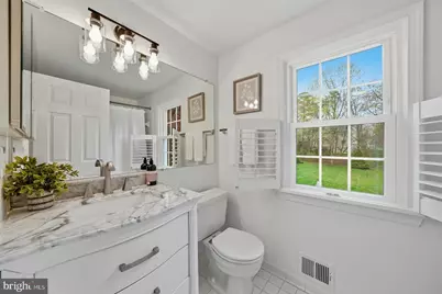 12615 Heritage Farm Lane, Herndon, VA 20171 - Photo 10