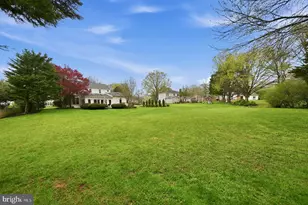 12615 Heritage Farm Ln, Herndon, VA 20171 - Photo 52