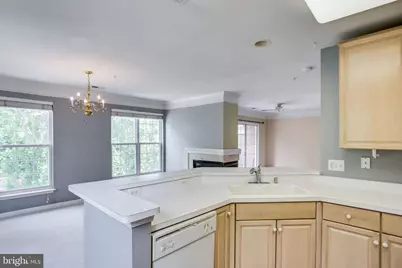 12739 Fair Crest Court #301, Fairfax, VA 22033 - Photo 8