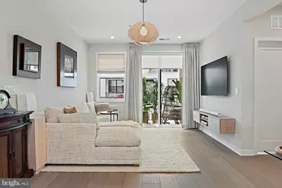 14433 Glen Manor Drive #602, Chantilly, VA 20151 - Photo 2