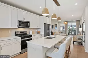 14433 Gln Mnr Dr, Chantilly, VA 20151 - Photo 6