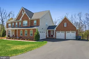 6820 Lilly Belle Ct, Centreville, VA 20120 - Photo 6