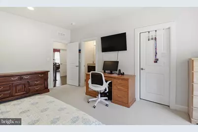 6820 Lilly Belle Court, Centreville, VA 20120 - Photo 46