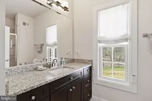 6820 Lilly Belle Ct, Centreville, VA 20120 - Photo 26