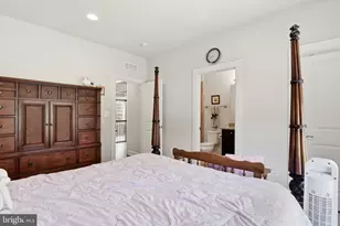 6820 Lilly Belle Ct, Centreville, VA 20120 - Photo 40