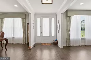 6820 Lilly Belle Ct, Centreville, VA 20120 - Photo 16