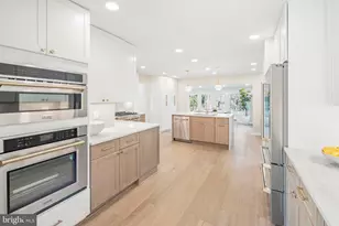 9424 Brian Jac Ln, Great Falls, VA 22066 - Photo 4