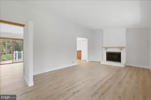 822 Walker Rd, Great Falls, VA 22066 - Photo 4