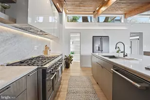 11216 S Shore Rd, Reston, VA 20190 - Photo 30